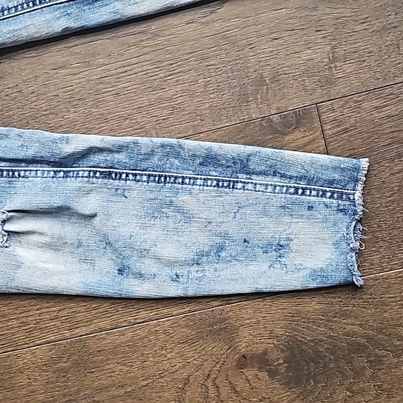 80s STYLE DISTRESSED BLEACHED ACID WASH SCULPTING SKINNY JEAN. SIZE 9 - Picture 2 of 6